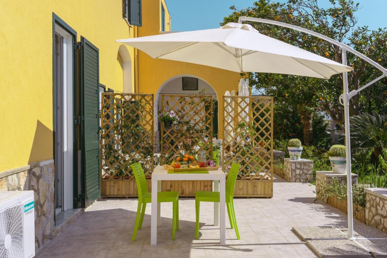 Villa Caterina B&B Прочида Экстерьер фото